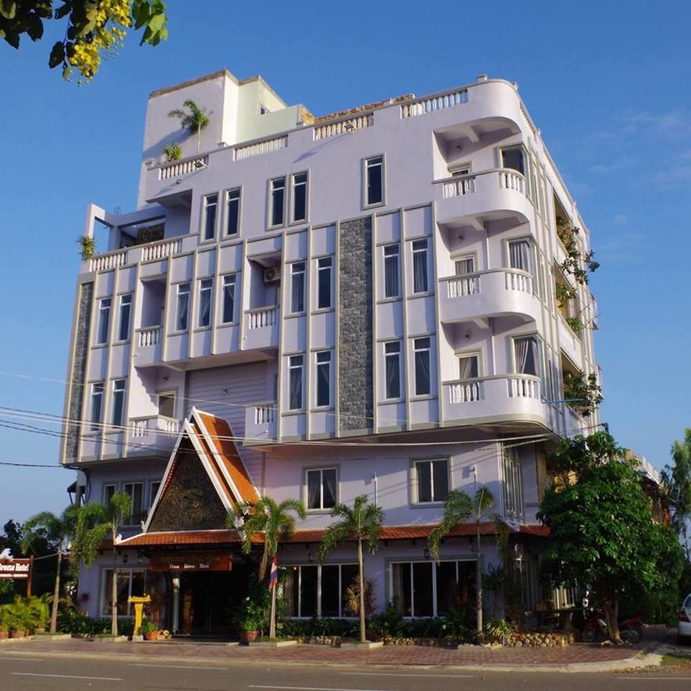 Ocean Breeze Hotel And Sky Bar Kep Exterior foto
